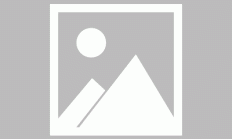 克瓦拉茨赫利亚中场得球一路奔袭射门被斯凯利封堵了一下后中柱